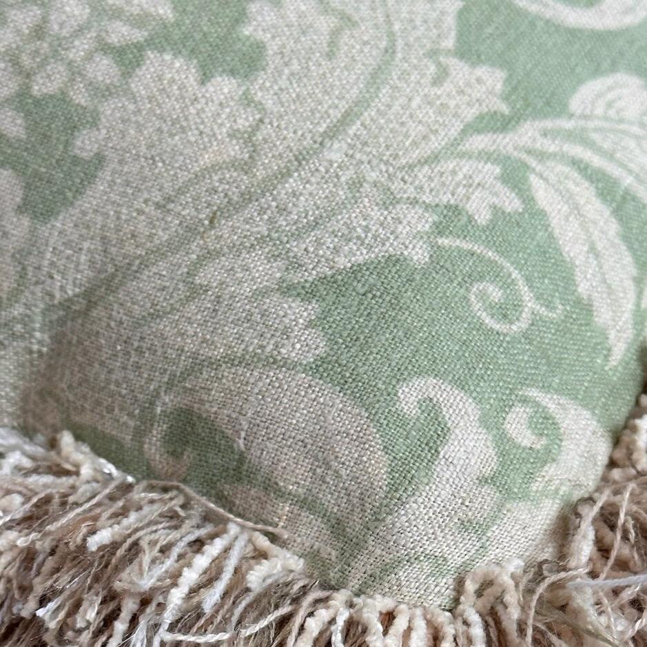 Vintage Linen Floral Pillow - 21" x 21" - England - 109a