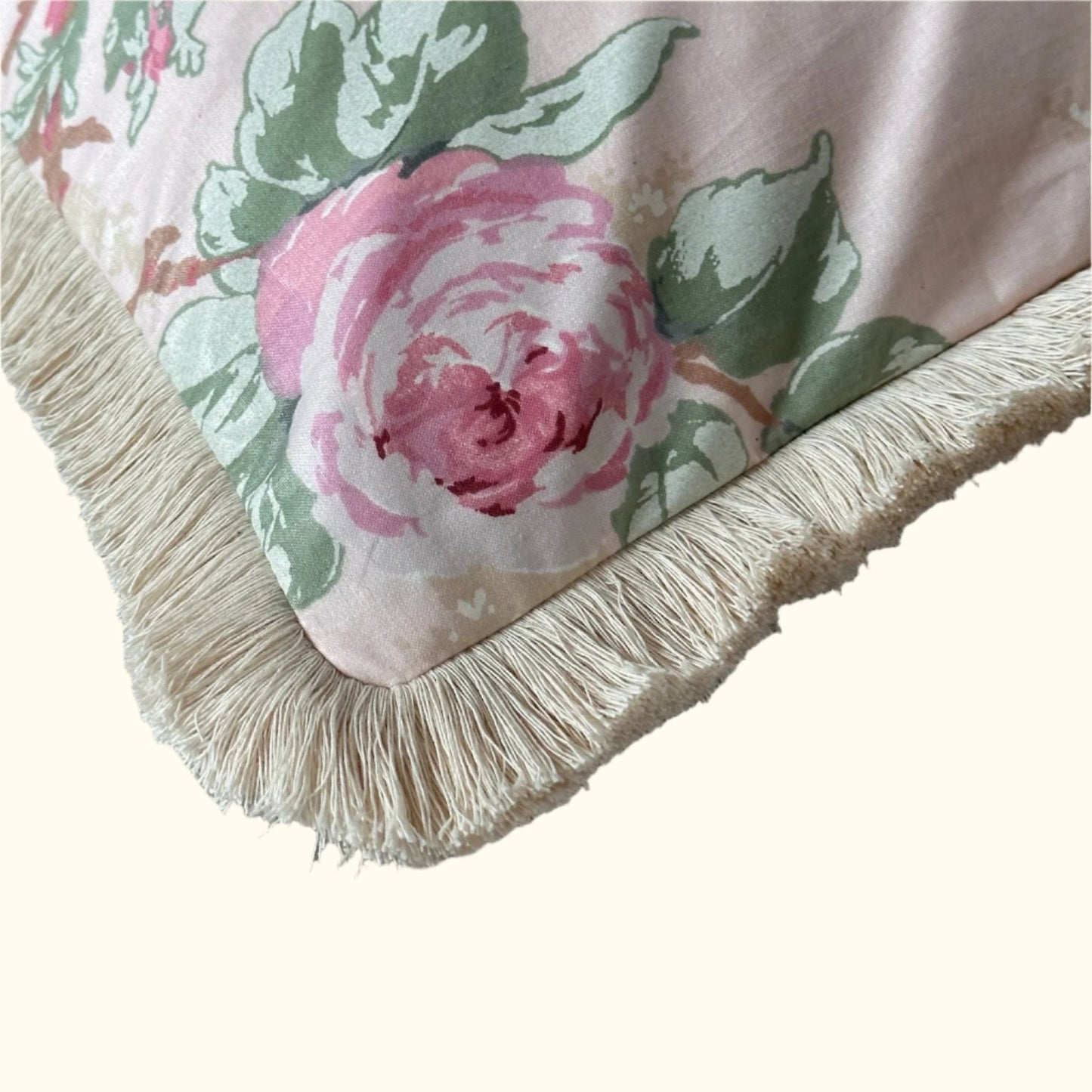 Vintage Floral Chintz Pillow - 16" x 24" - USA - 114b
