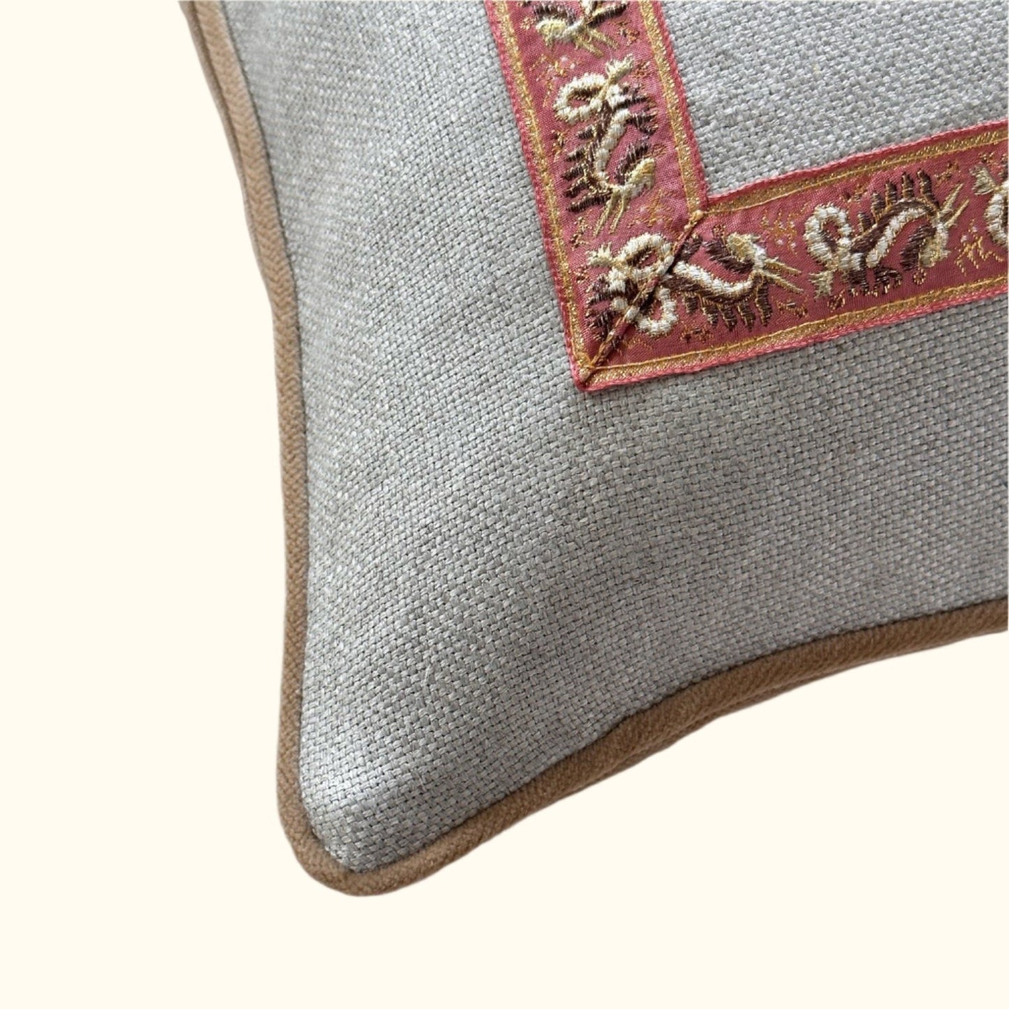 Vintage Ribbon Frame Pillow - 22" x 22" - USA - 123b