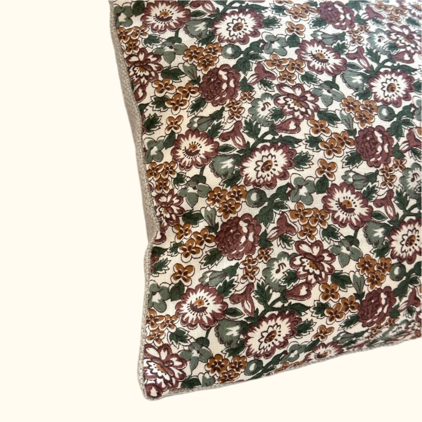 1970's Floral Print Pillow - 11x17 - England - 273h