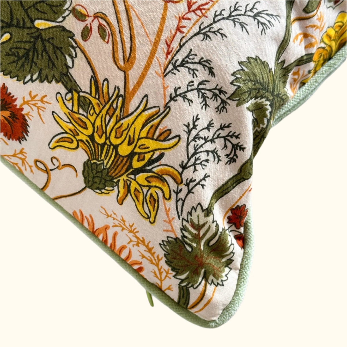 1970's Floral Print Pillow - 20x20 - USA - 2791d