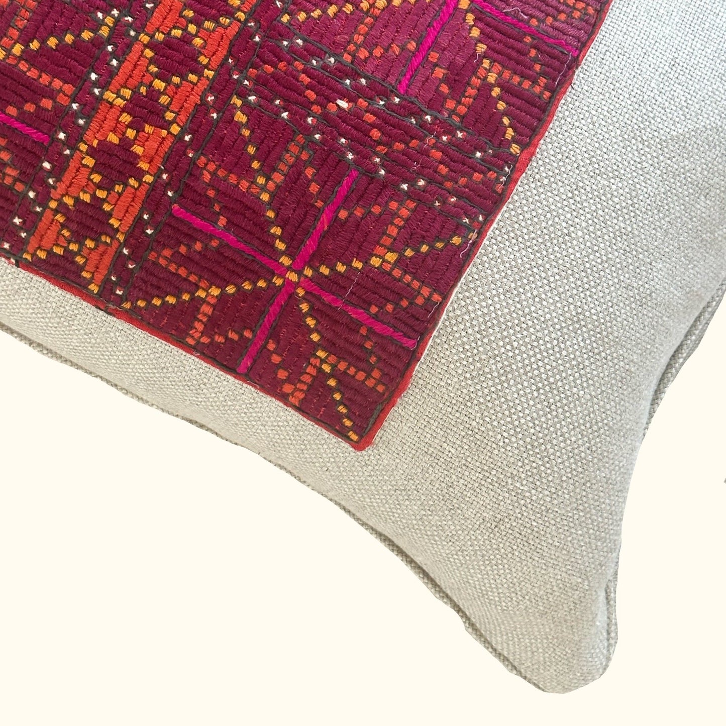 Vintage Needlepoint Pillow - 13x20 - 289a