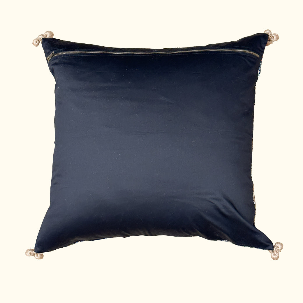NEW-Midnight-22x22-Pillow