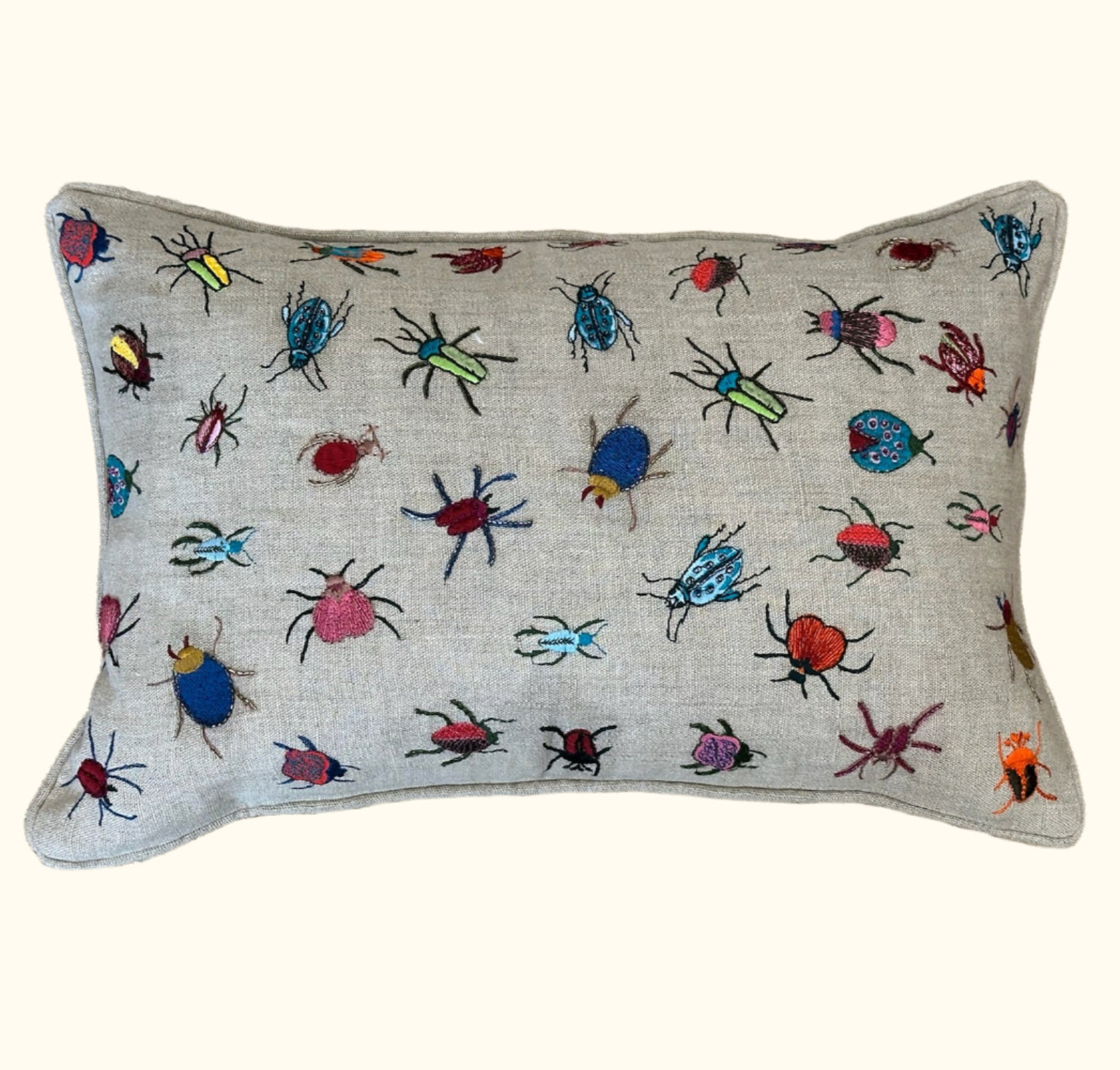 NEW-Bugsy-13x20-Pillow