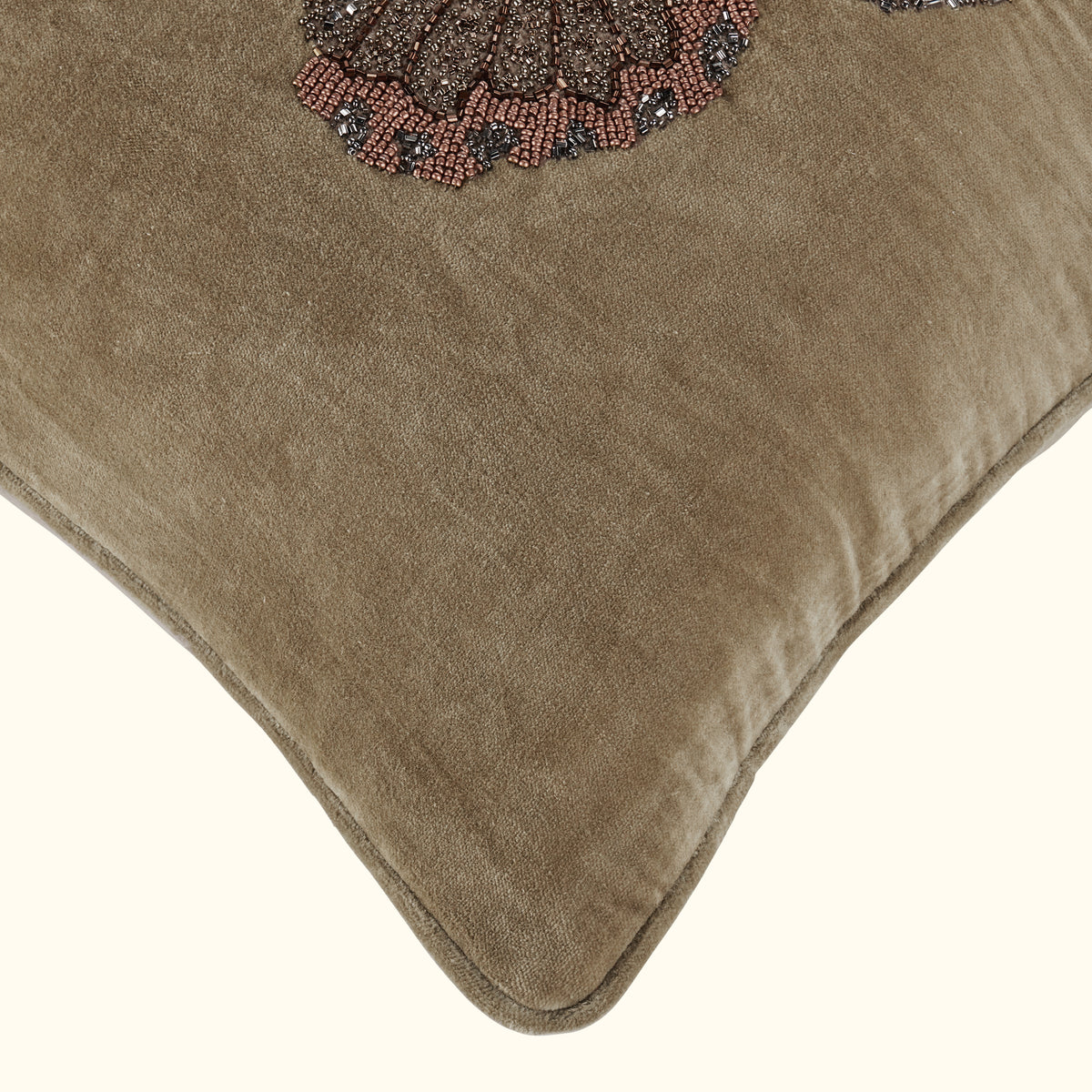 NEW Flutterby-18x18-Cover + Insert
