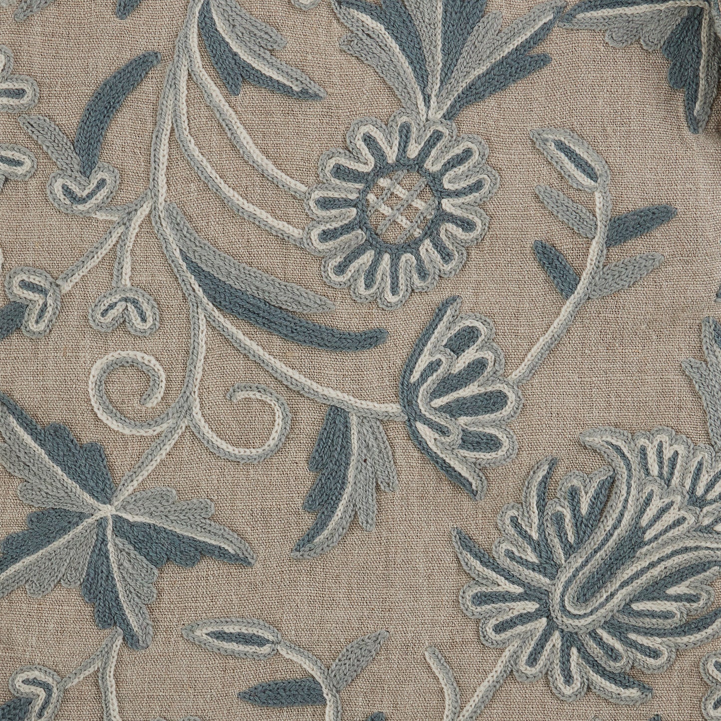 Bloom Throw-50x70-Throw