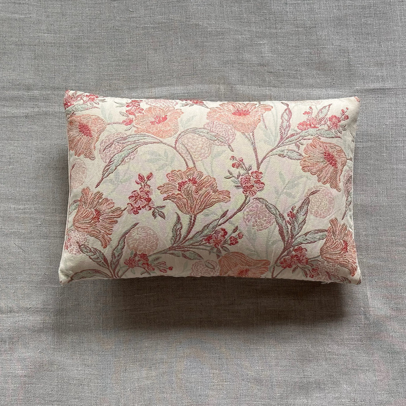 Floral Jacquard c. 1930's Pillow - 11" x 17" - England - 107a