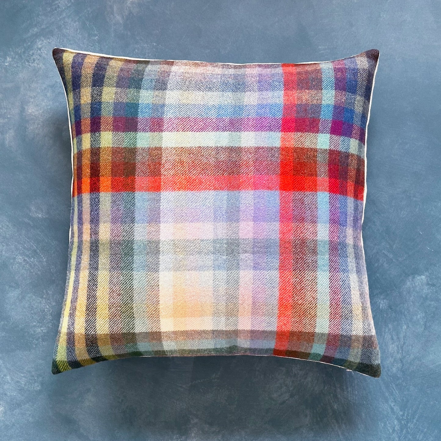 1960s Wool Plaid Blanket Pillow - 22" x 22" - USA - 1472c