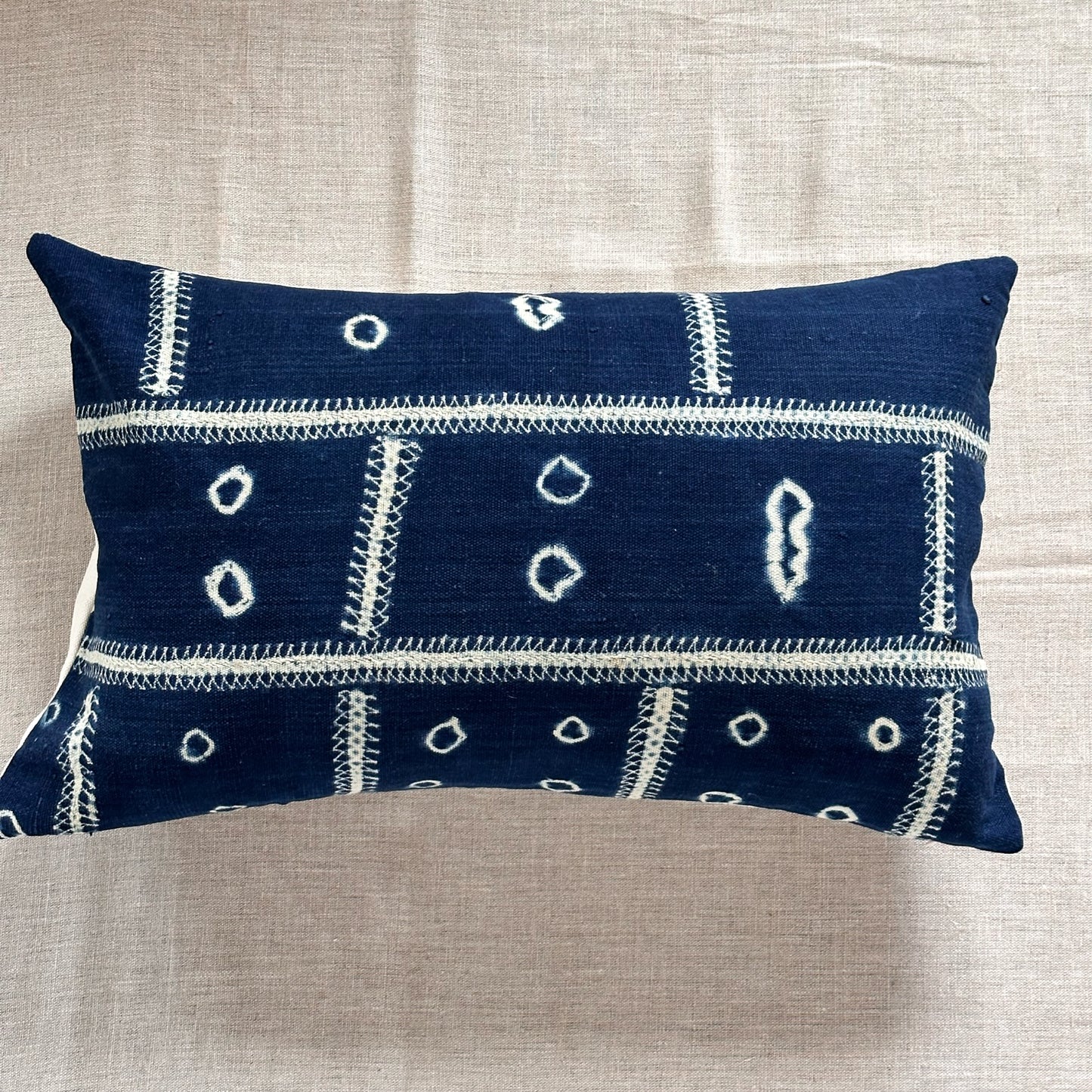 Vintage Tunic Pillow - 16x24 - West Africa - 256e