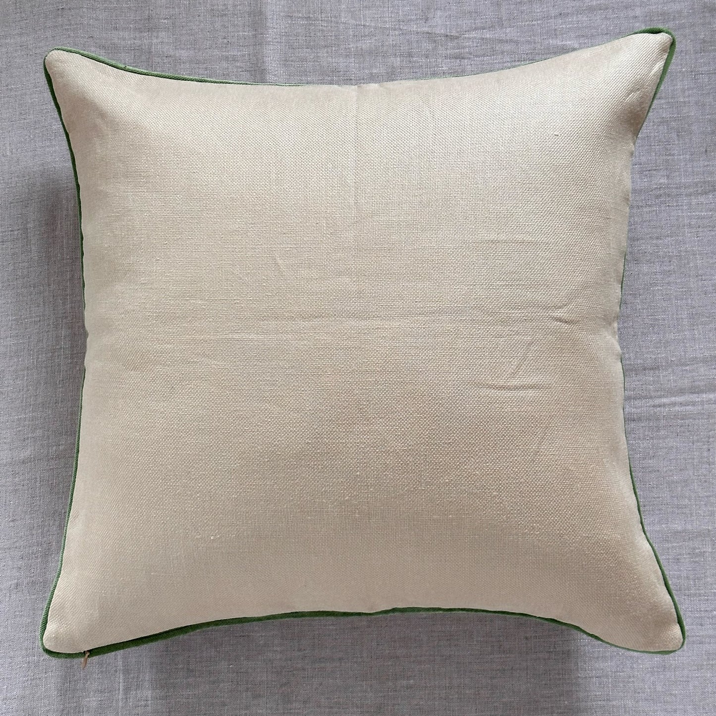 Vintage Linen Floral Pillow - 24x24 - England - 259c