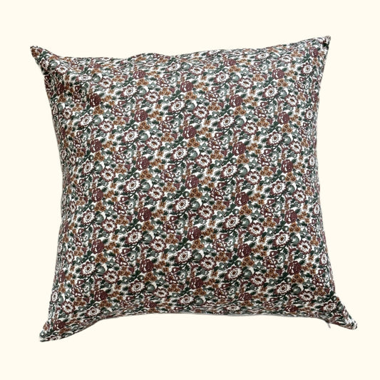 1970's Floral Print Pillow - 20x20 - England - 273d