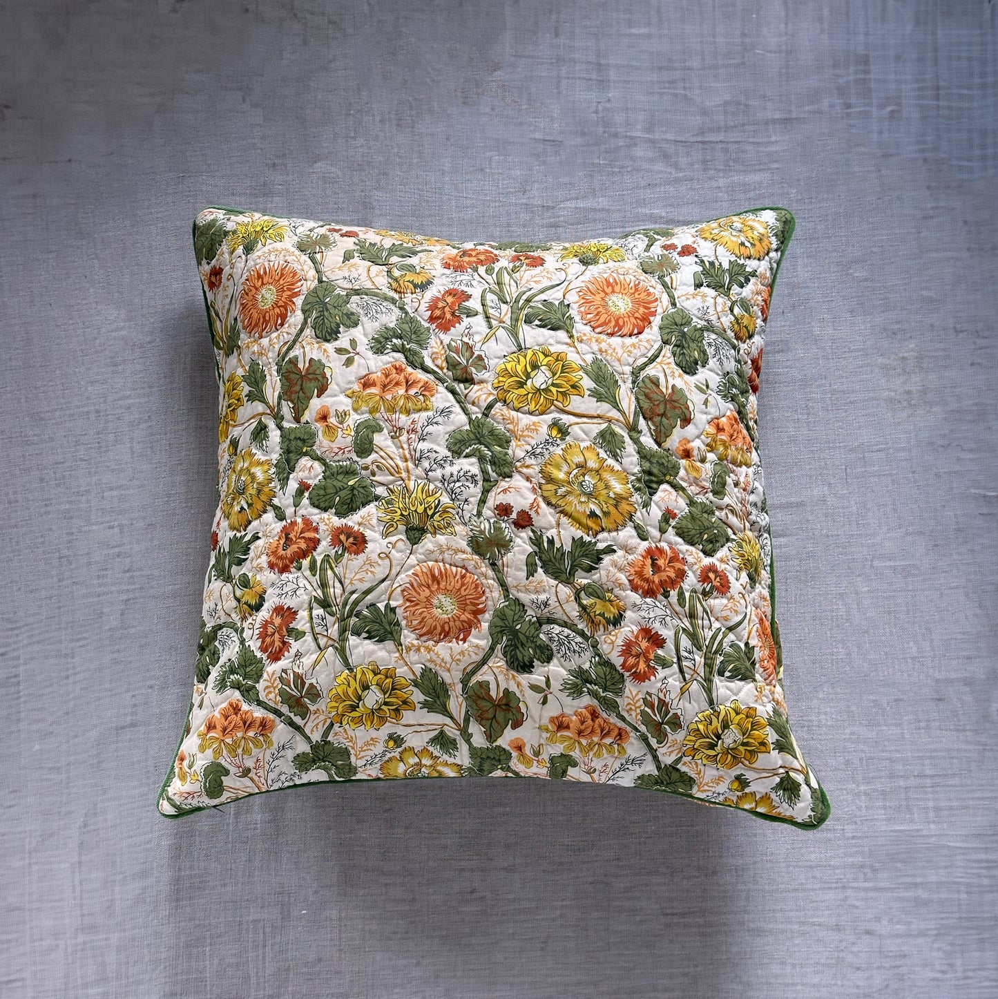 1970's Floral Quilt Pillow - 24x24 - USA - 278a