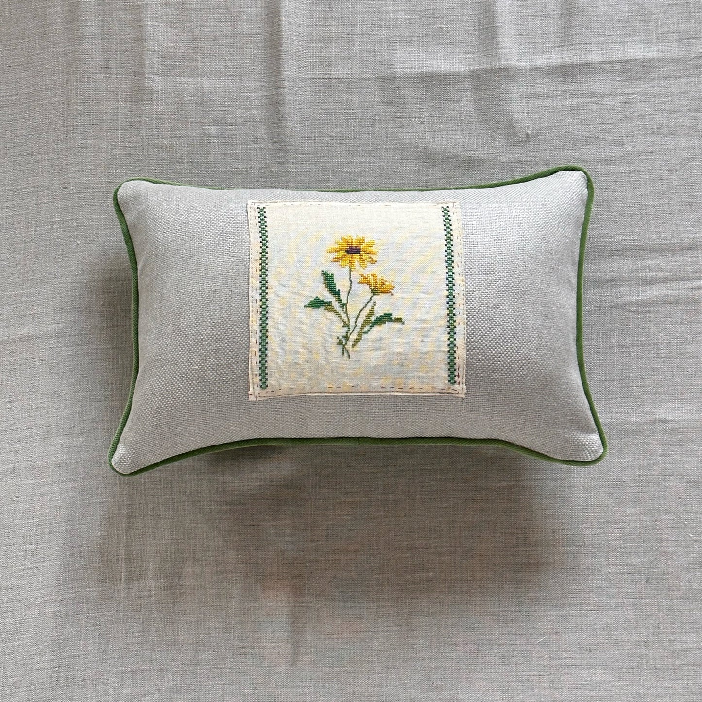 Vintage Cross Stitch Pillow - 11x17 - USA - 280a