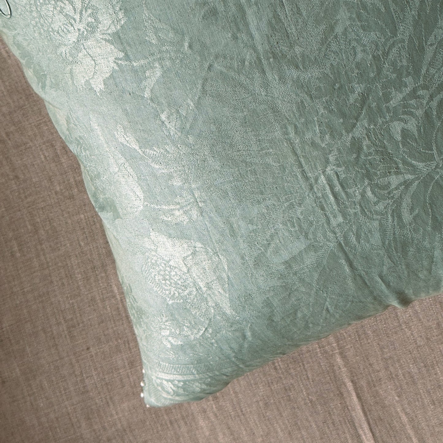 Vintage Damask Tablecloth overdyed Pillow - 20x20 - USA - 344d