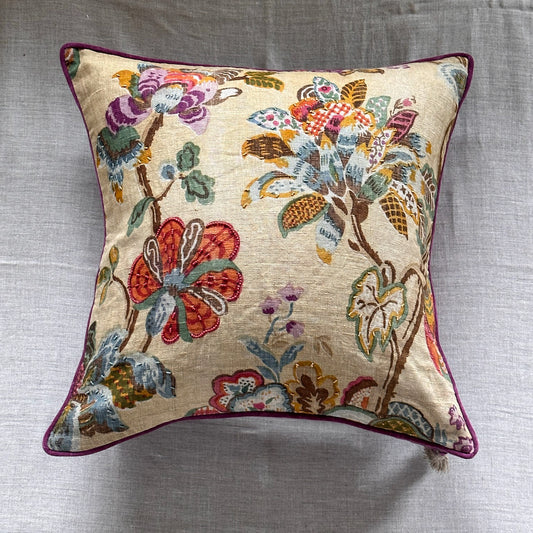 Vintage Floral Print with beads Pillow - 22x22 - Europe - 354d