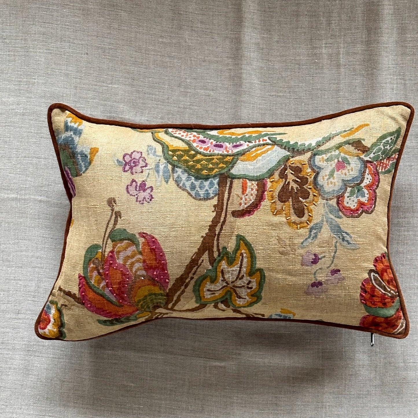 Vintage Floral Print with beads Pillow - 13x20 - Europe - 354f