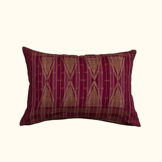 Vintage Dobby Weave with Metallic Detail Pillow - 16 x 24 - India - 568b