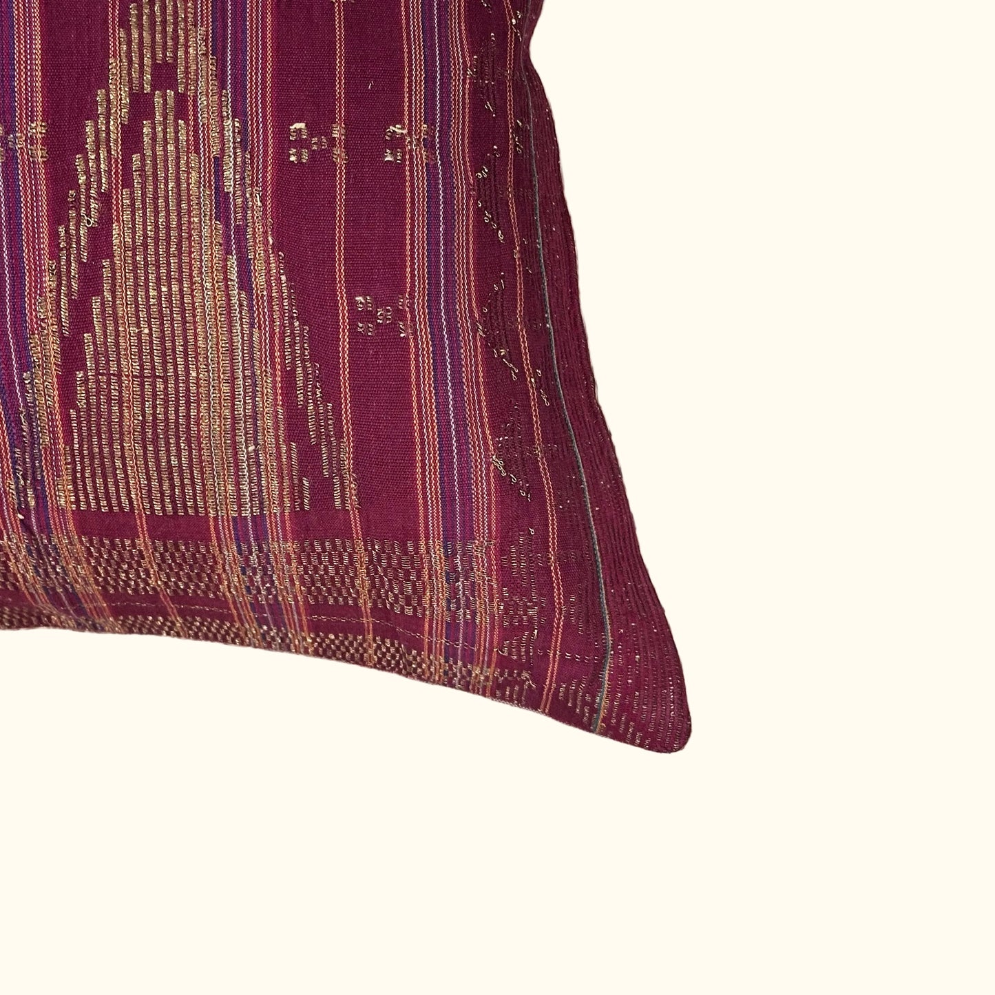 Vintage Dobby Weave with Metallic Detail Pillow - 16 x 24 - India - 568b