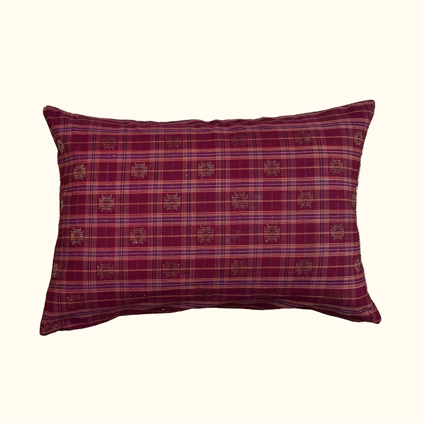 Vintage Dobby Weave with Metallic Detail Pillow - 16 x 24 - India - 568b