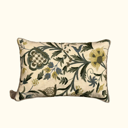 Vintage Crewel Wool Embroidery Pillow - 16 x 24 - 554b