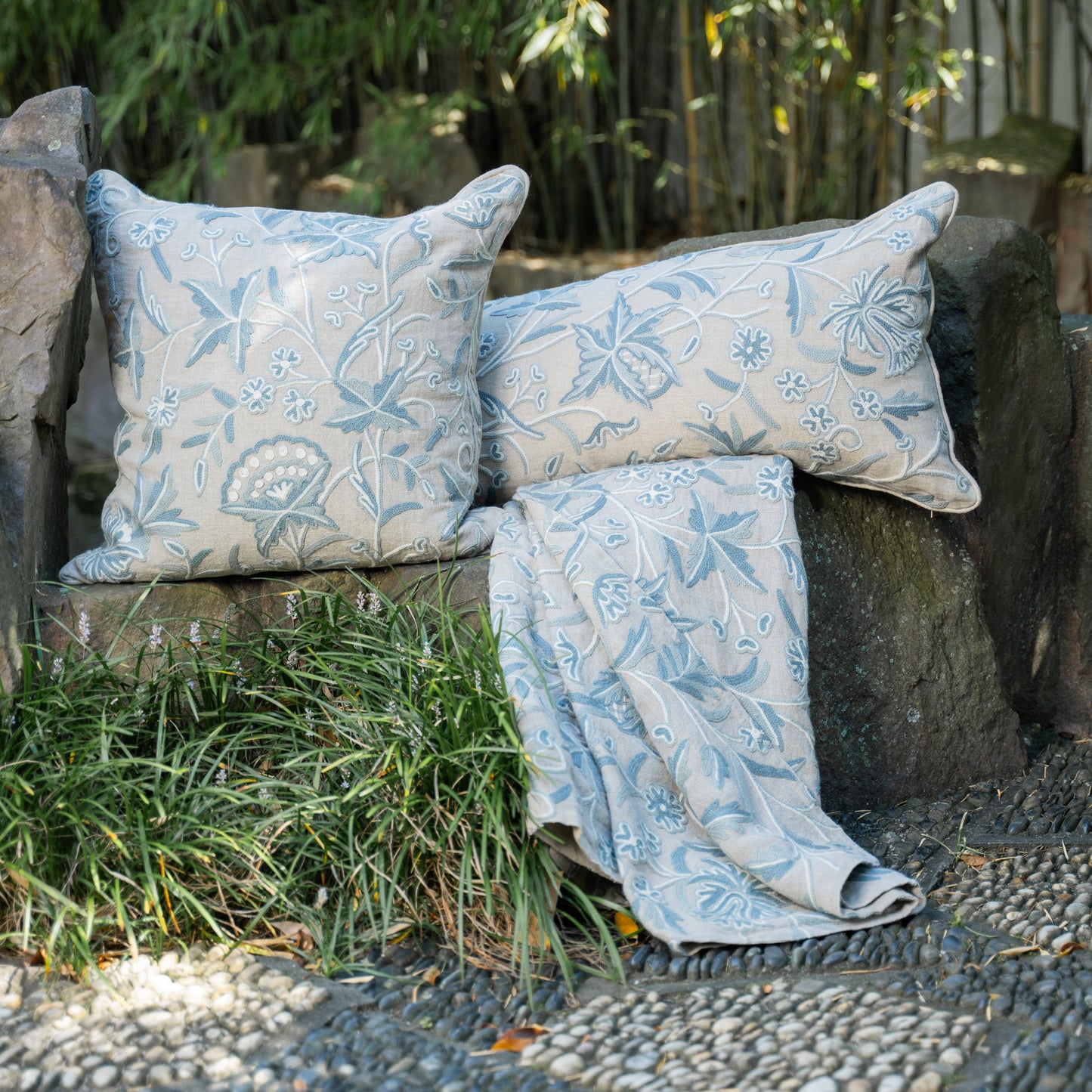 Bloom Throw-50x70-Throw