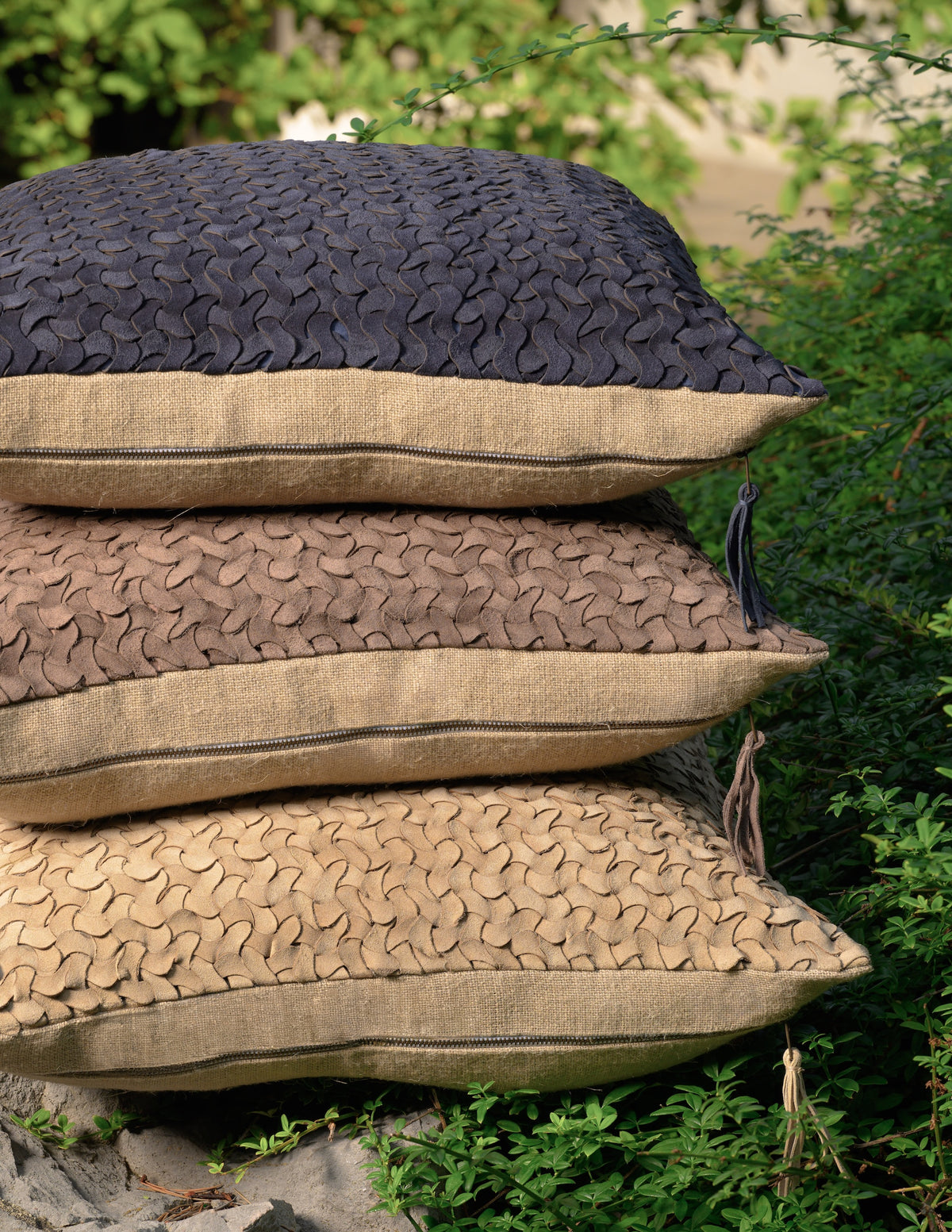 NEW Taupe Suede Weave-22x22-Cover + Insert
